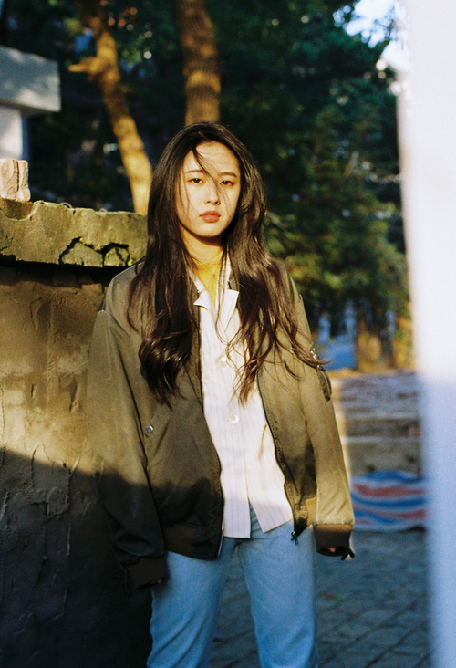 开云体育官网上-西甲裁判引入语义纠错模块减少多语种对话误判率，中甲裁判争议判罚引冲突