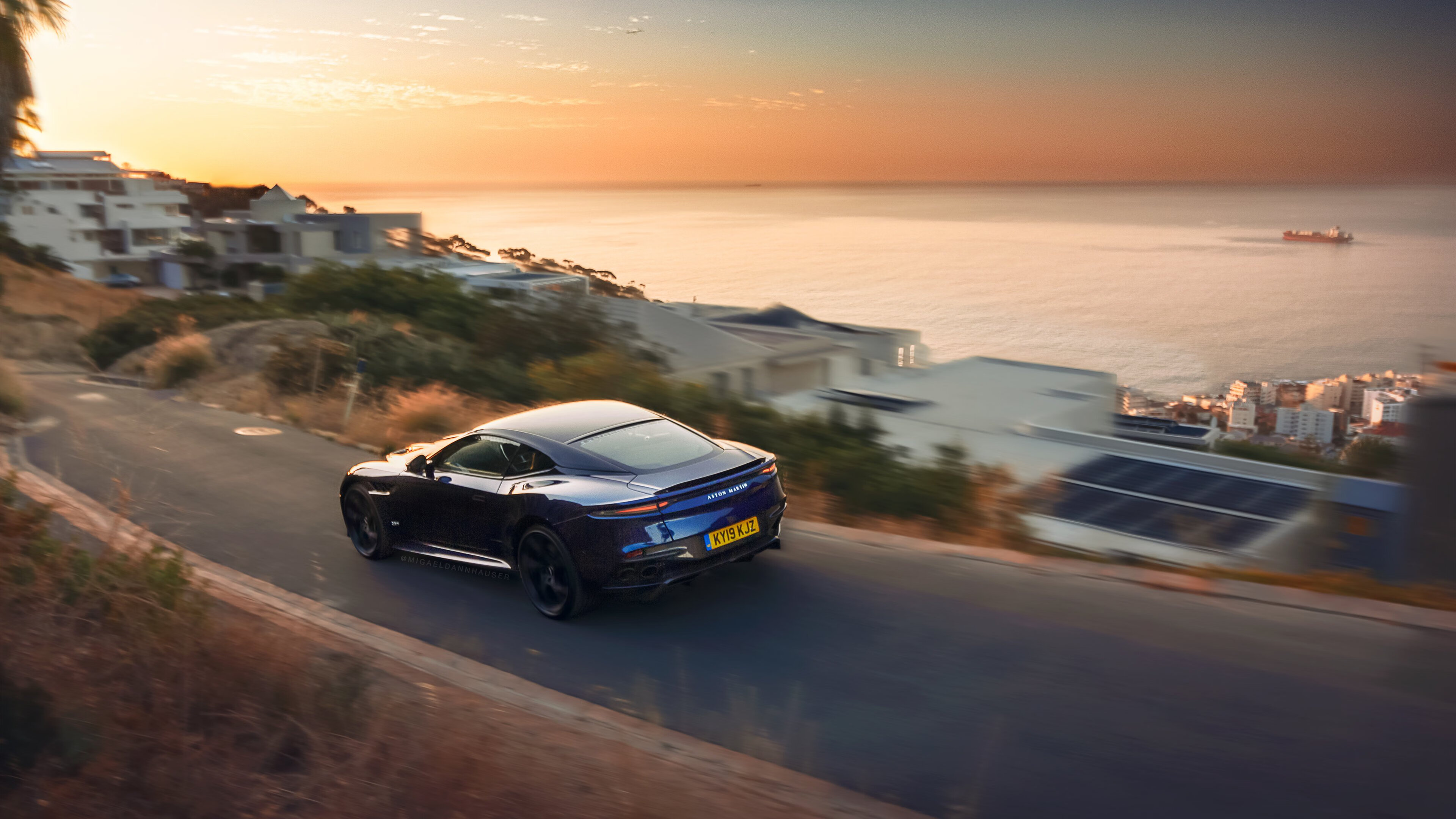 亚历克斯·格林伍德凭借全面的防守技巧,为袋鼠队建立坚实后防